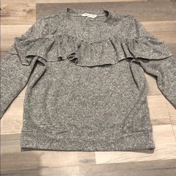 Girls ruffle sweater - Picture 2 of 3